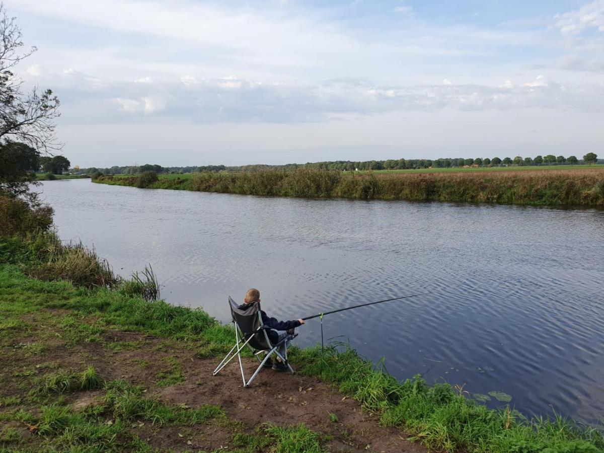 Vakantiehuis De Veldhoen Vrijgelegen Nabij De Rivier De Vecht Beerze Exterior foto